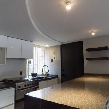 Departamento en Renta totalmente remodelado en planta baja en un exclusivo condominio con amplias áreas verdes Desierto de los leones